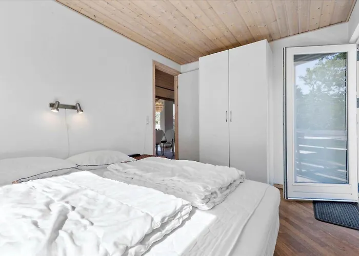 84197-ebeltoft-uglevej-8 * Ebeltoft